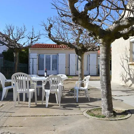 5 Pieces Avec Annexe, Proche Et Commerces, Terrasse Et Parking, Pierre La - Fr-1-229d-209 Holiday home