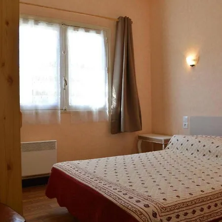 5 Pieces Avec Annexe, Proche Et Commerces, Terrasse Et Parking, Pierre La - Fr-1-229d-209 Holiday home *