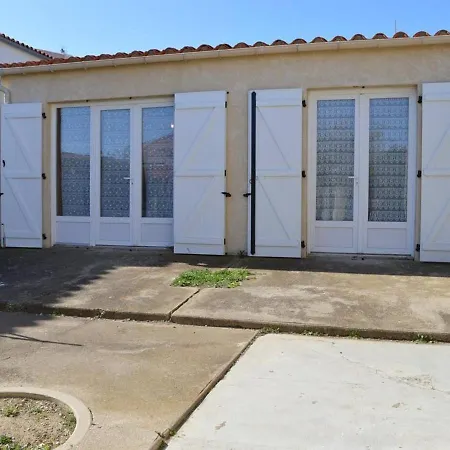5 Pieces Avec Annexe, Proche Et Commerces, Terrasse Et Parking, Pierre La - Fr-1-229d-209 * Saint-Pierre-la-Mer (Aude)